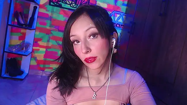 ScarlatSultry online show from April 2026 12:33:01 AM