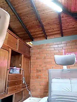 SamaraJay1 online show from January 2026 02:33:01 PM