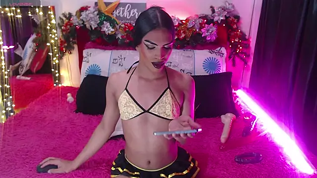 Snapshot of MARGOTFERRER chatting on January 2025 04:23:01 AM MARGOTFERRER online show from January 2025 04:23:01 AM