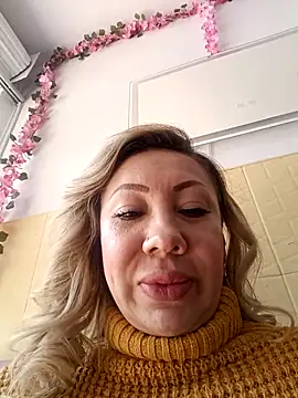 coral smitth online show from February 2026 06:08:01 PM