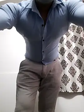 Snapshot of Guyinshortss chatting on February 2026 07:25:02 PM Guyinshortss online show from February 2026 07:25:02 PM