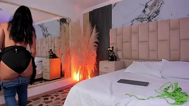 EmmaTorres  online show from March 2026 09:55:01 PM