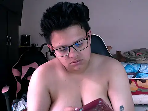 tatsumi nao online show from November 2025 03:50:01 PM