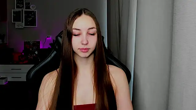 Snapshot of Sm0ly chatting on March 2026 02:45:02 AM Sm0ly online show from March 2026 02:45:02 AM