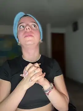 Cloew Marz online show from February 2025 07:46:01 PM