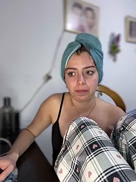 Cloew Marz online show from March 2025 09:27:01 PM