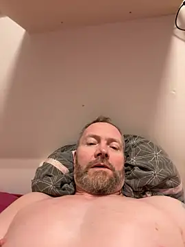 Snapshot of Rockburg chatting on November 2025 02:44:01 AM Rockburg online show from November 2025 02:44:01 AM