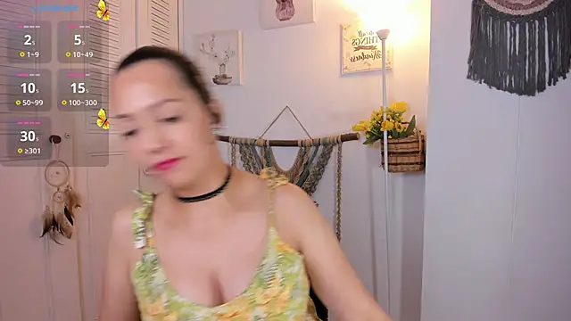 Snapshot of anaruiz_ chatting on November 2025 02:12:01 AM anaruiz online show from November 2025 02:12:01 AM