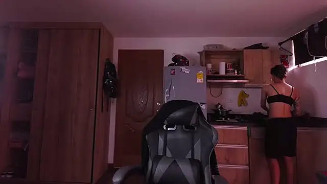 Cutie Shy  online show from March 2026 01:26:02 PM