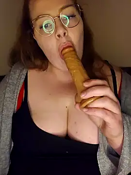 Snapshot of _Julie_x chatting on December 2024 04:42:01 PM Julie x online show from December 2024 04:42:01 PM