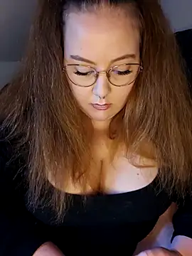 Snapshot of _Julie_x chatting on October 2025 09:39:01 AM Julie x online show from October 2025 09:39:01 AM