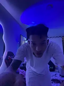 TommyGun 22 online show from February 2025 05:53:02 AM