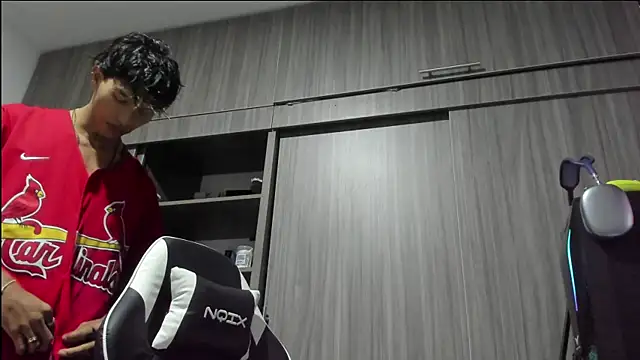 TommyGun 22 online show from April 2026 12:12:01 AM