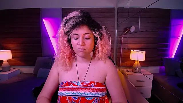 Kateryn  online show from February 2025 07:49:01 PM