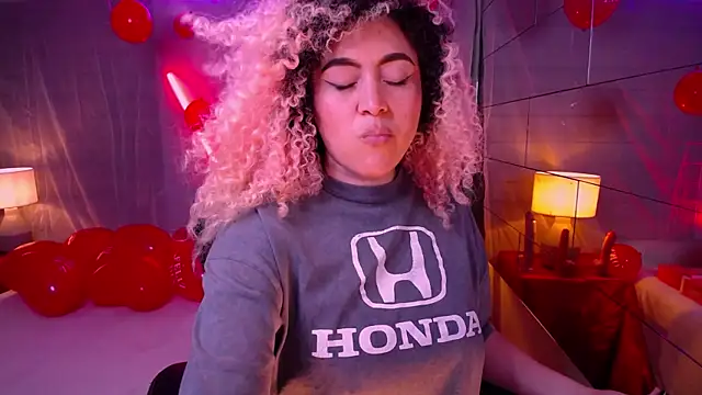 Kateryn  online show from February 2025 07:50:02 PM