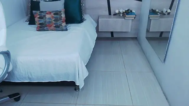 liseth fox online show from January 2025 03:28:01 PM