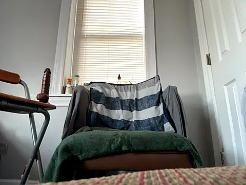 Snapshot of ChiRaqb8 chatting on September 2025 09:42:01 PM ChiRaqb8 online show from September 2025 09:42:01 PM