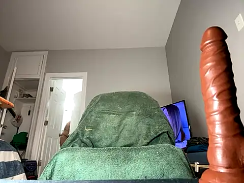 Snapshot of ChiRaqb8 chatting on November 2025 11:37:01 PM ChiRaqb8 online show from November 2025 11:37:01 PM