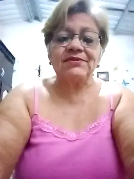 Snapshot of Madrastrahot69 chatting on October 2025 01:14:01 AM Madrastrahot69 online show from October 2025 01:14:01 AM