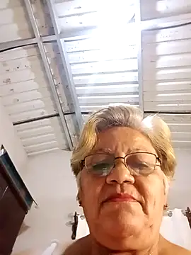 Snapshot of Madrastrahot69 chatting on October 2025 02:55:01 AM Madrastrahot69 online show from October 2025 02:55:01 AM