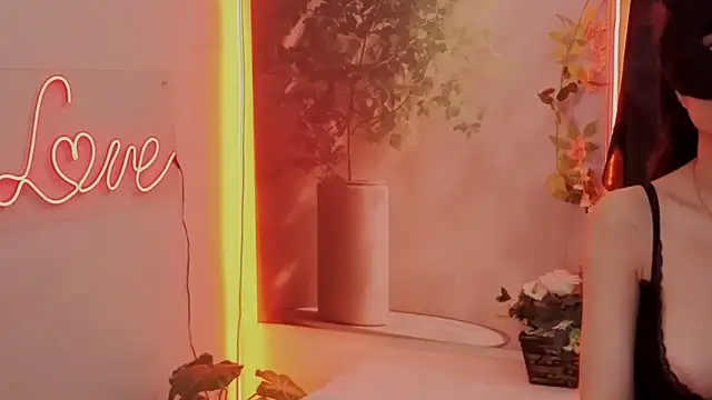 Snapshot of sexybaby22111 chatting on March 2025 08:50:02 PM sexybaby22111 online show from March 2025 08:50:02 PM