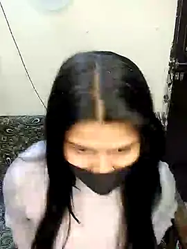 Snapshot of Hotty-simran chatting on February 2025 04:52:02 AM Hotty-simran online show from February 2025 04:52:02 AM