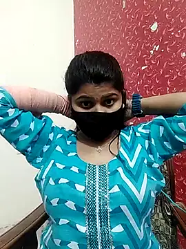 Snapshot of Hotty-simran chatting on February 2025 04:31:01 AM Hotty-simran online show from February 2025 04:31:01 AM