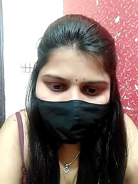 Snapshot of Hotty-simran chatting on February 2025 04:43:01 AM Hotty-simran online show from February 2025 04:43:01 AM