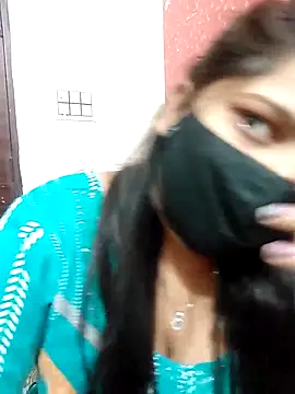 Snapshot of Hotty-simran chatting on March 2025 09:07:02 AM Hotty-simran online show from March 2025 09:07:02 AM