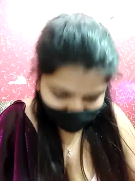 Snapshot of Hotty-simran chatting on March 2025 11:10:02 AM Hotty-simran online show from March 2025 11:10:02 AM