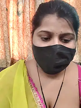 Snapshot of Hotty-simran chatting on October 2025 06:04:02 AM Hotty-simran online show from October 2025 06:04:02 AM