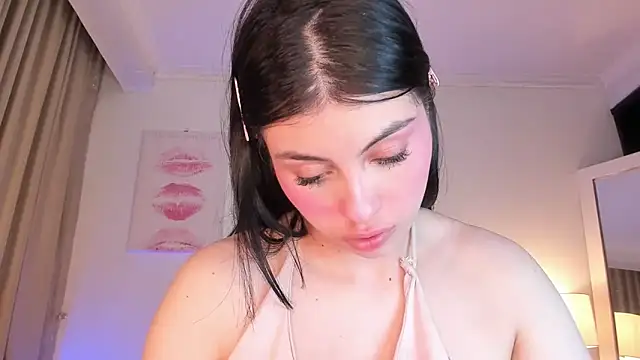 Snapshot of halseycox___ chatting on May 2026 05:24:01 AM halseycox online show from May 2026 05:24:01 AM