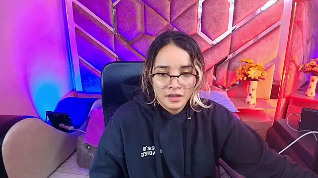 Olivia Fox69 online show from December 2025 03:55:01 AM