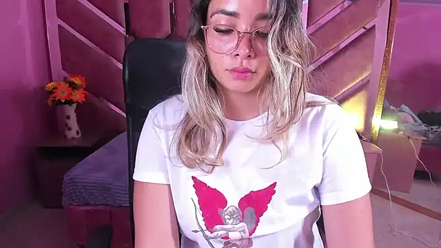 Olivia Fox69 online show from April 2026 03:01:04 AM