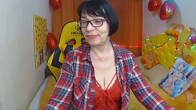 SandraHormas online show from March 2025 10:51:01 AM