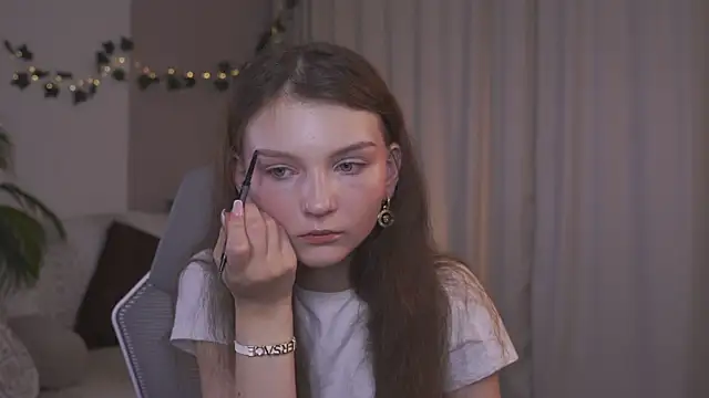 CindyGarrison online show from September 2025 01:18:01 AM