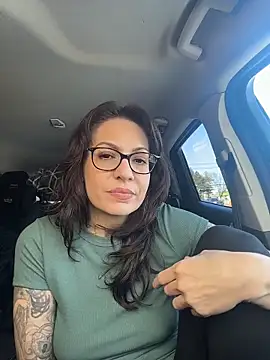 BeautifulMesss online show from March 2026 05:52:01 PM