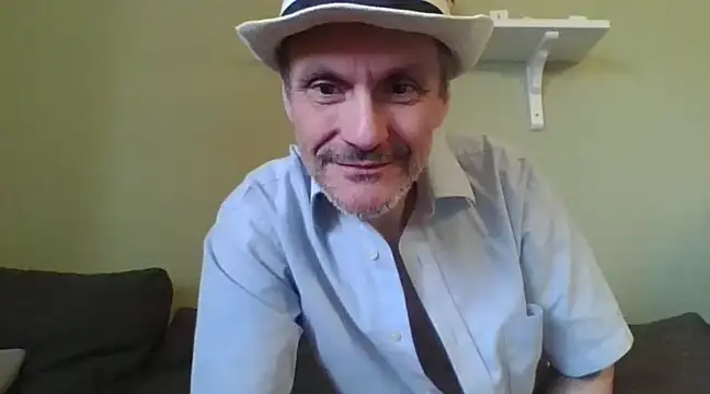 Snapshot of Zed0l1Mod chatting on December 2024 10:41:01 AM Zed0l1Mod online show from December 2024 10:41:01 AM