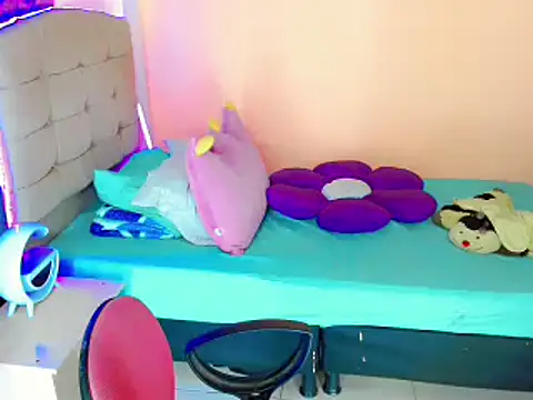 TaylorMon online show from February 2025 08:15:02 PM