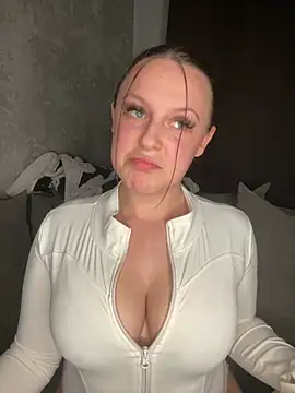 riri bstvx online show from February 2025 10:58:01 PM