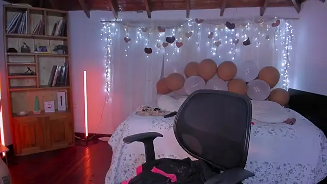 CuteRomi online show from February 2026 01:56:02 AM