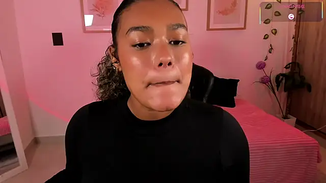 aleja montiel   online show from March 2026 12:49:02 PM