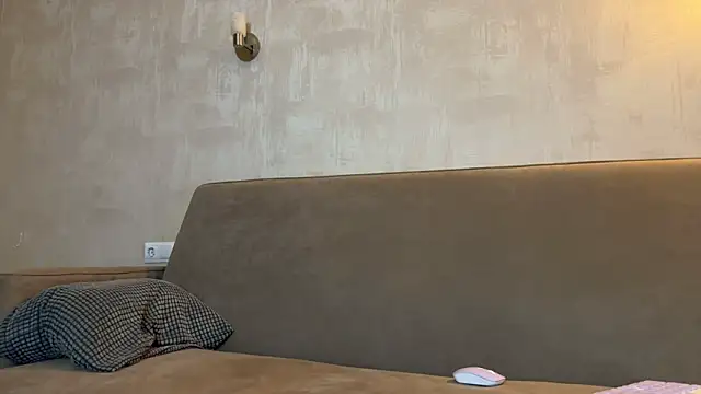 weshycouple online show from January 2026 07:17:01 PM