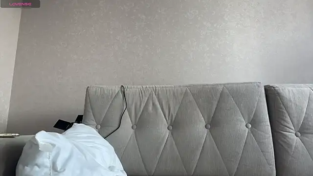 weshycouple online show from June 2026 03:00:01 AM
