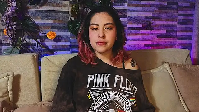 Hairyandsexysalma online show from September 2025 06:13:01 AM