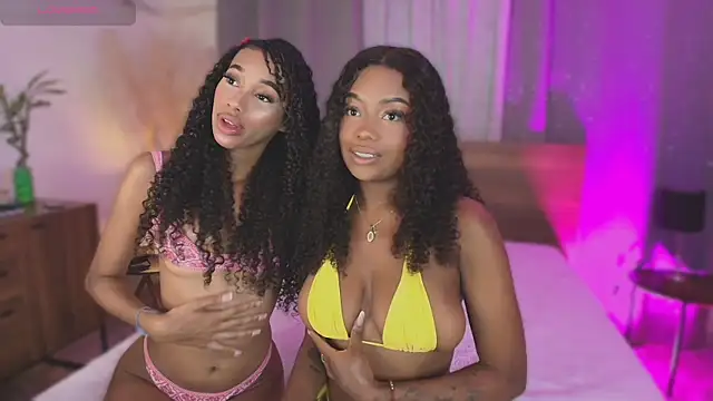 Snapshot of Isaa_Coleman_ chatting on December 2025 09:09:01 PM Isaa Coleman online show from December 2025 09:09:01 PM