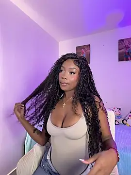 Snapshot of Isaa_Coleman_ chatting on June 2026 07:07:01 AM Isaa Coleman online show from June 2026 07:07:01 AM