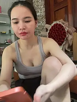 Snapshot of LiLi-Kirix99 chatting on July 2026 07:56:02 AM LiLi-Kirix99 online show from July 2026 07:56:02 AM