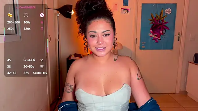 Snapshot of ann4montez_ chatting on June 2026 02:00:01 AM ann4montez online show from June 2026 02:00:01 AM
