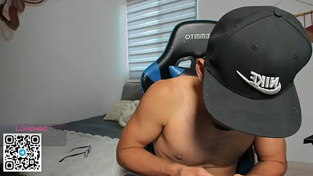 mateoleonee online show from January 2026 05:38:01 PM